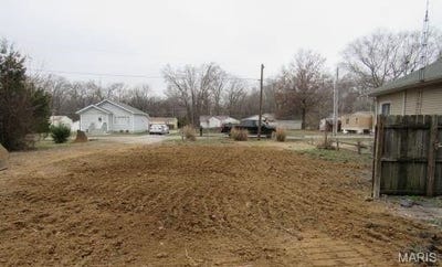 /international/us/38-missouri-street-pinckneyville-il-110104325951/