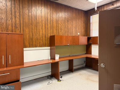 /international/us/45-w-lancaster-avenue-downingtown-pa-110107383660/