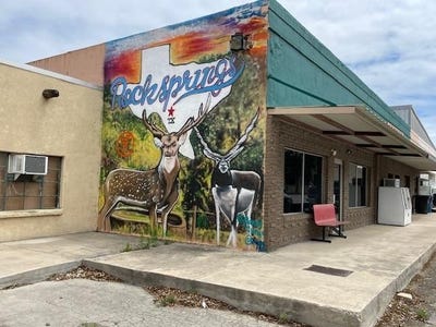 /international/us/104-n-wells-st-rocksprings-tx-110100922187/?lang=zh-cn