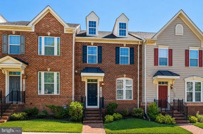 /international/us/11891-country-squire-way-clarksburg-md-110109035508/