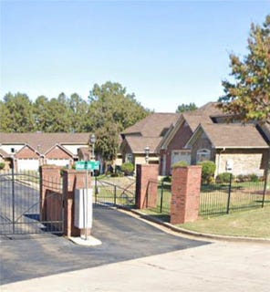 /international/us/124-marina-shores-russellville-ar-110106225512/