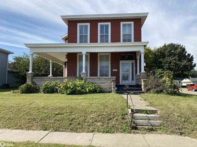 /international/us/901-summer-street-burlington-ia-110120037281/