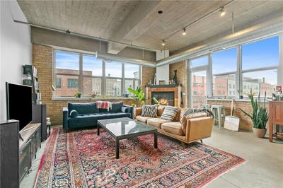 /international/us/901-n-3rd-street-minneapolis-mn-110108612821/