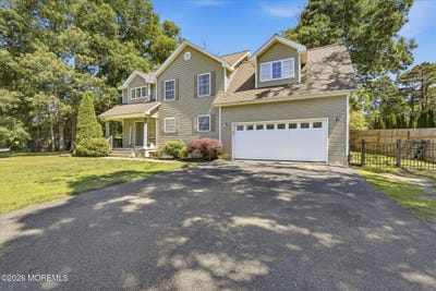/international/us/4-greenbriar-drive-little-egg-harbor-nj-110108568518/