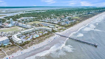 /international/us/1300-ocean-boulevard-isle-of-palms-sc-110098027378/
