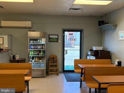 /international/us/312-n-main-street-madison-va-110108353706/