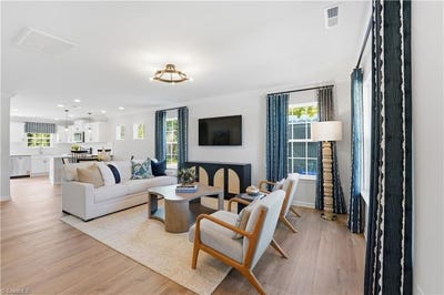 /international/us/412-mountain-pine-avenue-gibsonville-nc-110109081740/