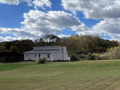 /international/us/15393-shade-road-guysville-oh-110107764861/