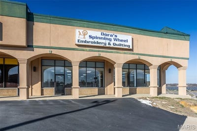 /international/us/96-northport-drive-alton-il-110104431064/