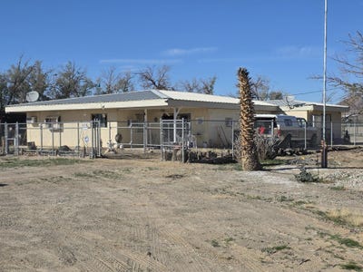 /international/us/3750-perdido-lane-29-palms-ca-110120557833/