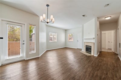 /international/us/5250-s-rainbow-boulevard-las-vegas-nv-110100987283/