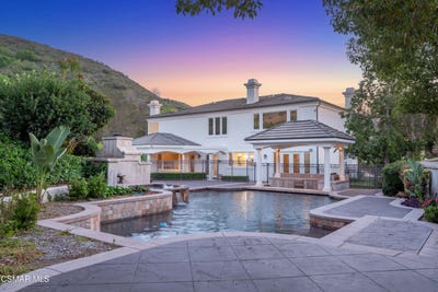 /international/us/25301-prado-de-los-arboles-calabasas-ca-110107633218/