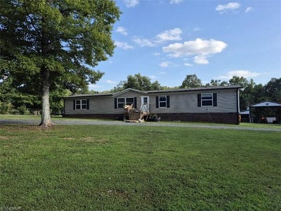/international/us/3393-fulton-road-asheboro-nc-110110167889/
