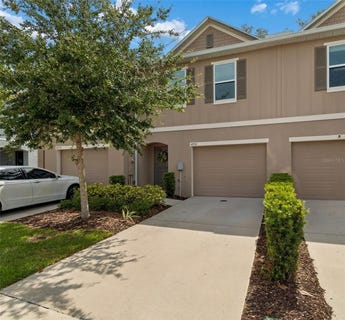/international/us/4733-deer-track-street-tampa-fl-110107869096/