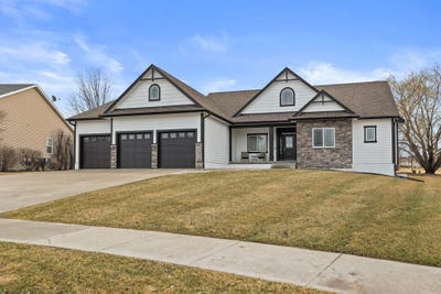 /international/us/330-georgetown-place-norwalk-ia-110106254144/