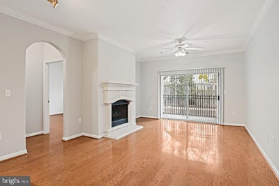 /international/us/12957-centre-park-cir-103-herndon-va-110106373890/
