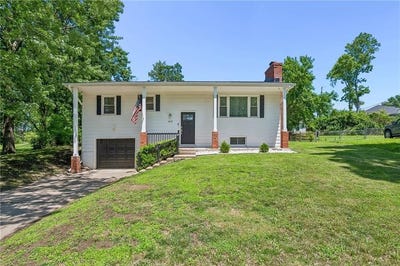 /international/us/809-lindenwood-lane-liberty-mo-110108877485/