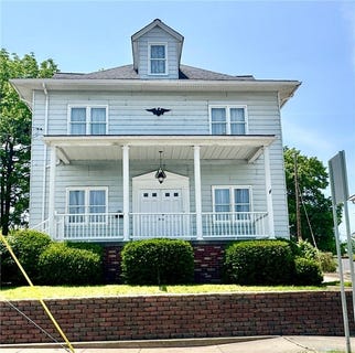 /international/us/302-s-main-street-masontown-pa-110097581872/