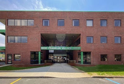 /international/us/1000-franklin-village-drive-franklin-ma-110083294335/