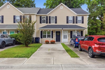 /international/us/105-pisgah-court-jacksonville-nc-110108577458/