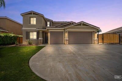 /international/us/6107-shasta-daisy-way-bakersfield-ca-110106952057/