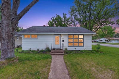 /international/us/1841-chestnut-street-wisconsin-rapids-wi-110108294879/