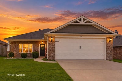 /international/us/210-sierra-vista-longview-tx-110120755130/