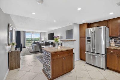/international/us/3001-w-rolling-hills-circle-davie-fl-110107488049/