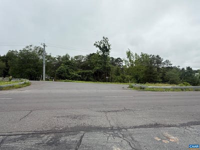 /international/us/5903-seminole-trl-barboursville-va-110104947627/