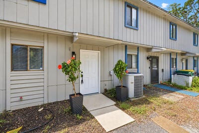 /international/us/44-berwick-circle-shalimar-fl-110109835934/