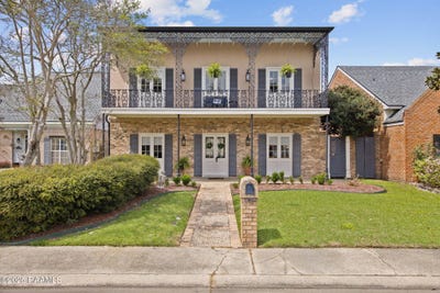 /international/us/13-heatherstone-drive-lafayette-la-110098342909/