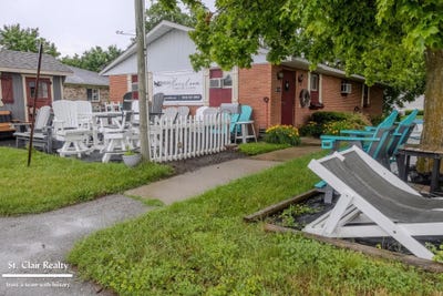 /international/us/500-fred-w-moore-hwy-saint-clair-mi-110108872560/