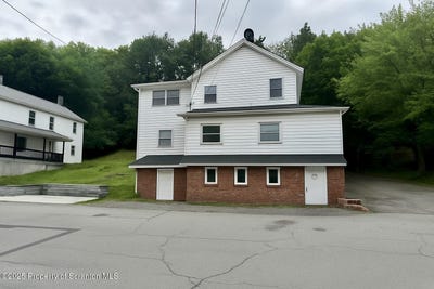 /international/us/65-ontario-street-simpson-pa-110101162845/