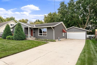 /international/us/303-15th-avenue-sw-austin-mn-110120107145/