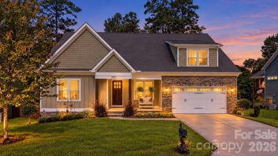 /international/us/3901-12th-street-ne-hickory-nc-110120585687/
