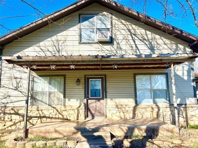/international/us/209-n-bowie-street-jacksboro-tx-110105843849/