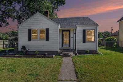/international/us/1021-center-street-elkhart-in-110108771137/