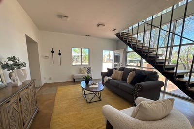 /international/us/912-hermosa-drive-ne-albuquerque-nm-110108266427/