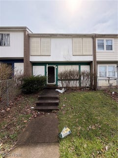 /international/us/9350-mount-auburn-avenue-cleveland-oh-110109164413/