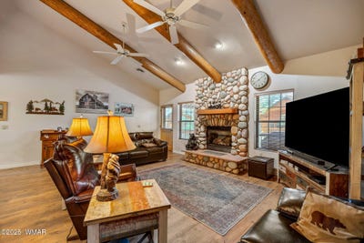 /international/us/2522-village-loop-pinetop-az-110100347988/