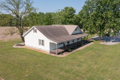 /international/us/878-county-road-600-n-sims-il-110107546403/