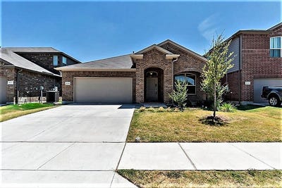 /international/us/16141-bronte-lane-fort-worth-tx-110108508070/