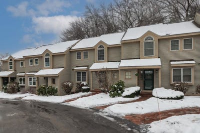 /international/us/169-portsmouth-street-concord-nh-110104496003/