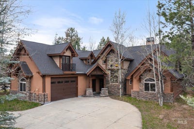 /international/us/14-pointe-at-goldfork-ct-donnelly-id-110107765484/