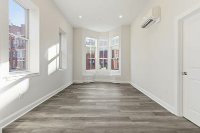 /international/us/19-25-essex-haverhill-ma-110107477763/