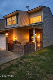 /international/us/1315-mountain-meadows-way-sevierville-tn-110105507172/
