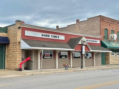 /international/us/108-n-phelps-street-decatur-mi-110100863482/