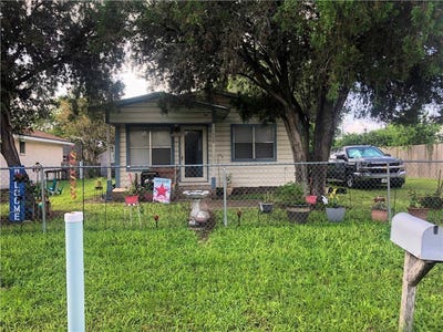 /international/us/1008-e-kennedy-street-beeville-tx-110109030945/