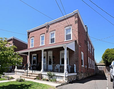 /international/us/15-egypt-norristown-pa-110107780160/