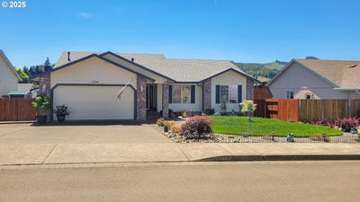 /international/us/1234-e-fourth-ave-sutherlin-or-110099987486/